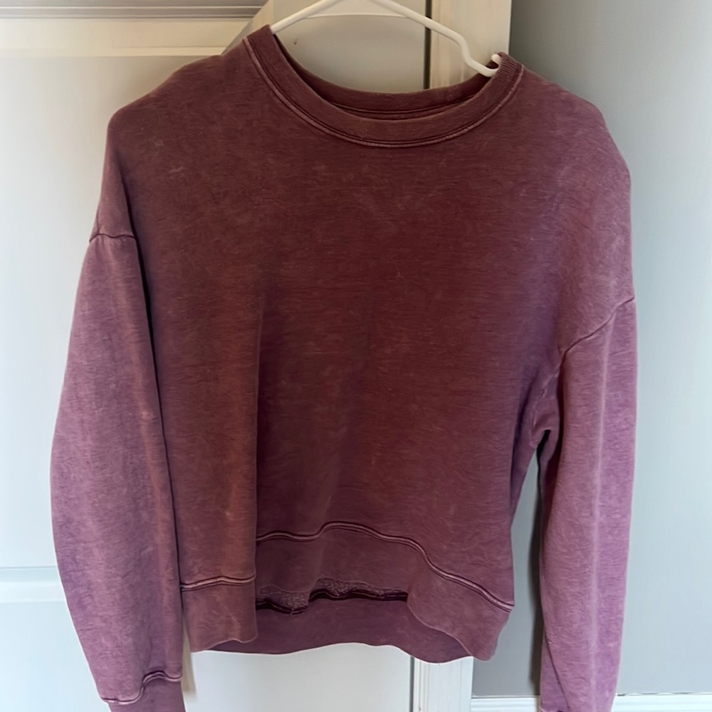 Dark pink, Hollister crew neck, good condition.